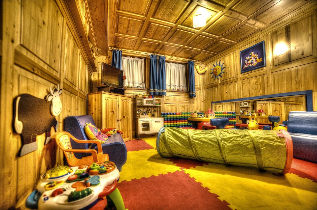 Albergo Venezia Sappada Bagian luar foto
