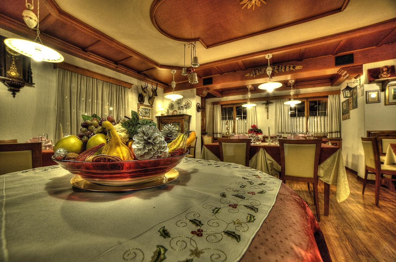 Albergo Venezia Sappada Bagian luar foto
