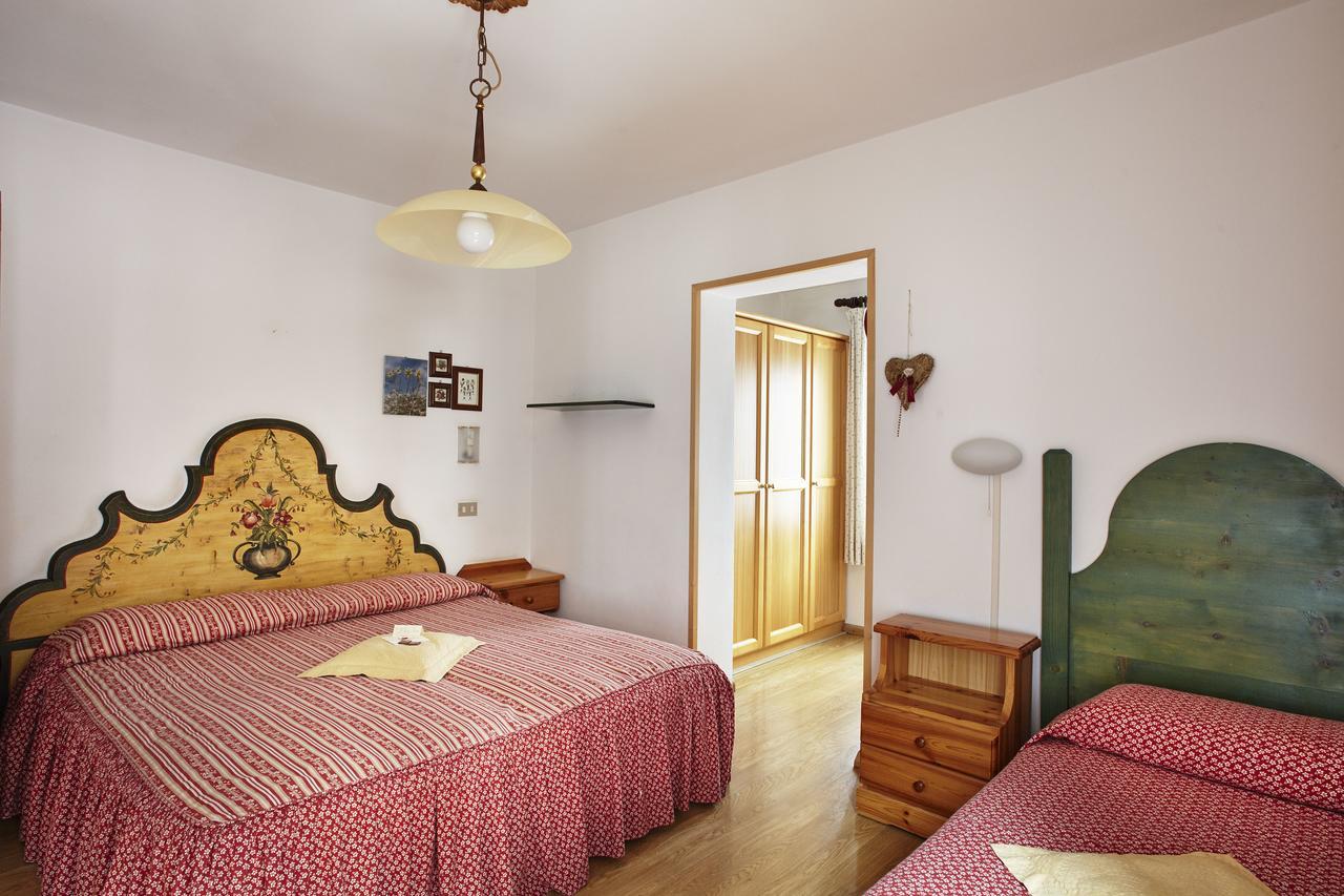 Albergo Venezia Sappada Bagian luar foto