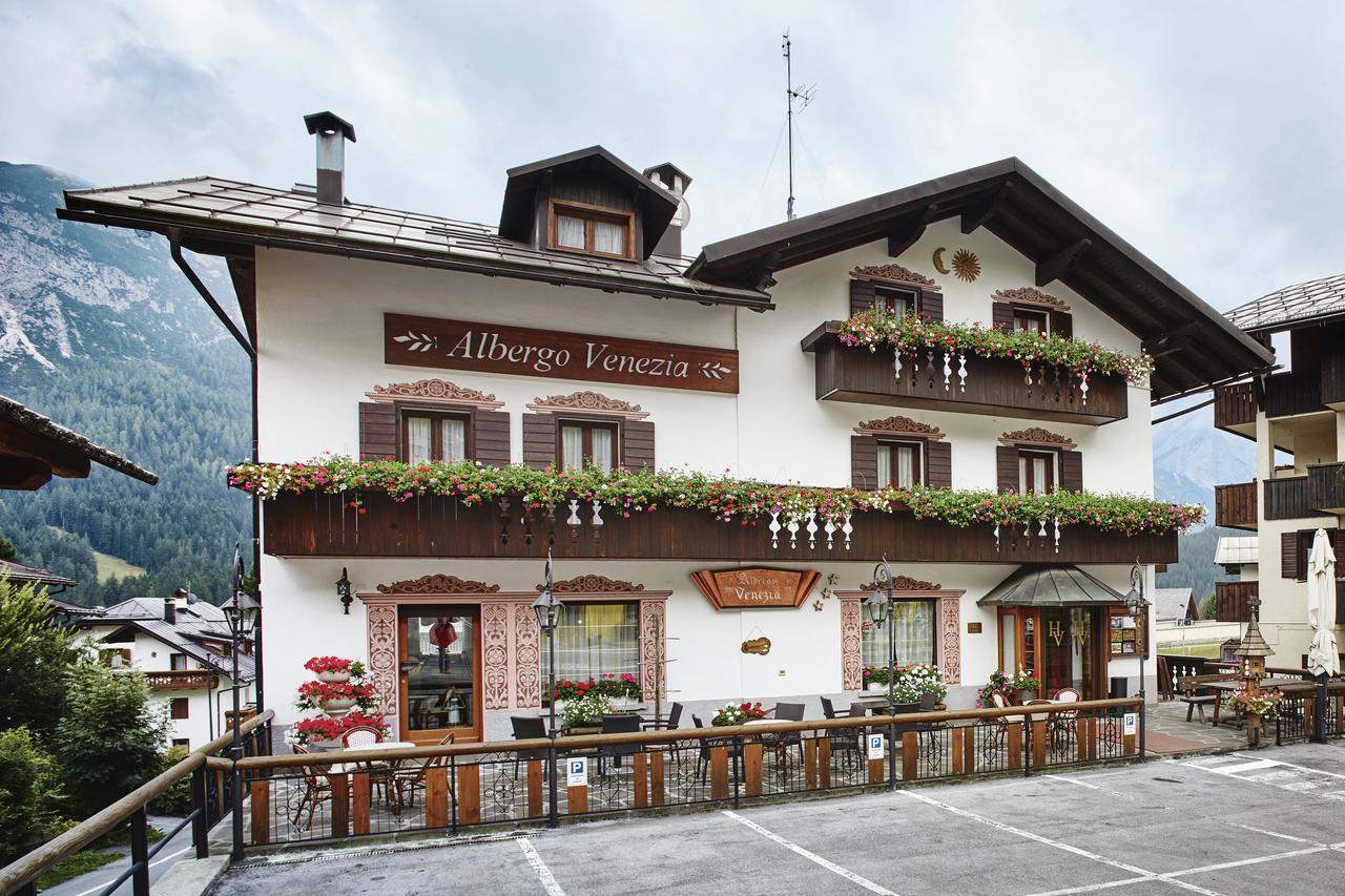 Albergo Venezia Sappada Bagian luar foto